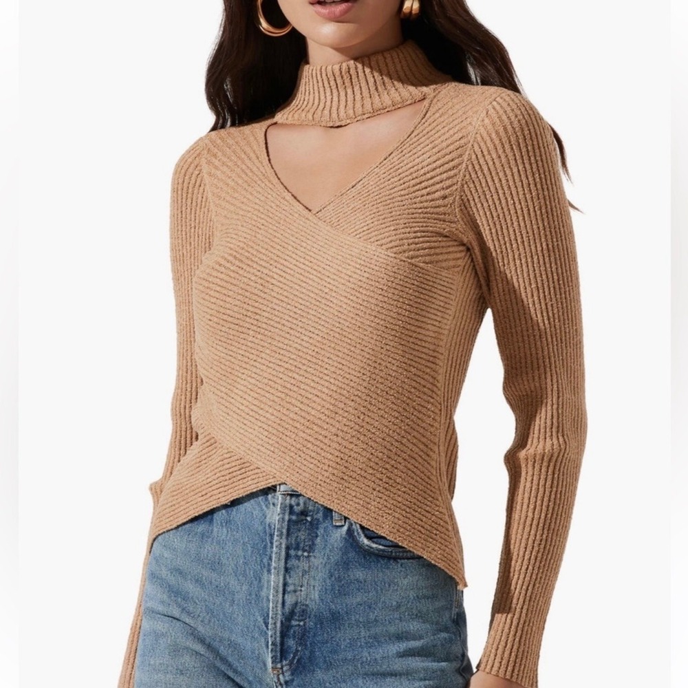 ASTR The Label Tan Cross Front Cut Out Mock Neck Sweater Size XL